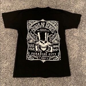 BRAND NEW BAND TEE GUNS AND ROSES